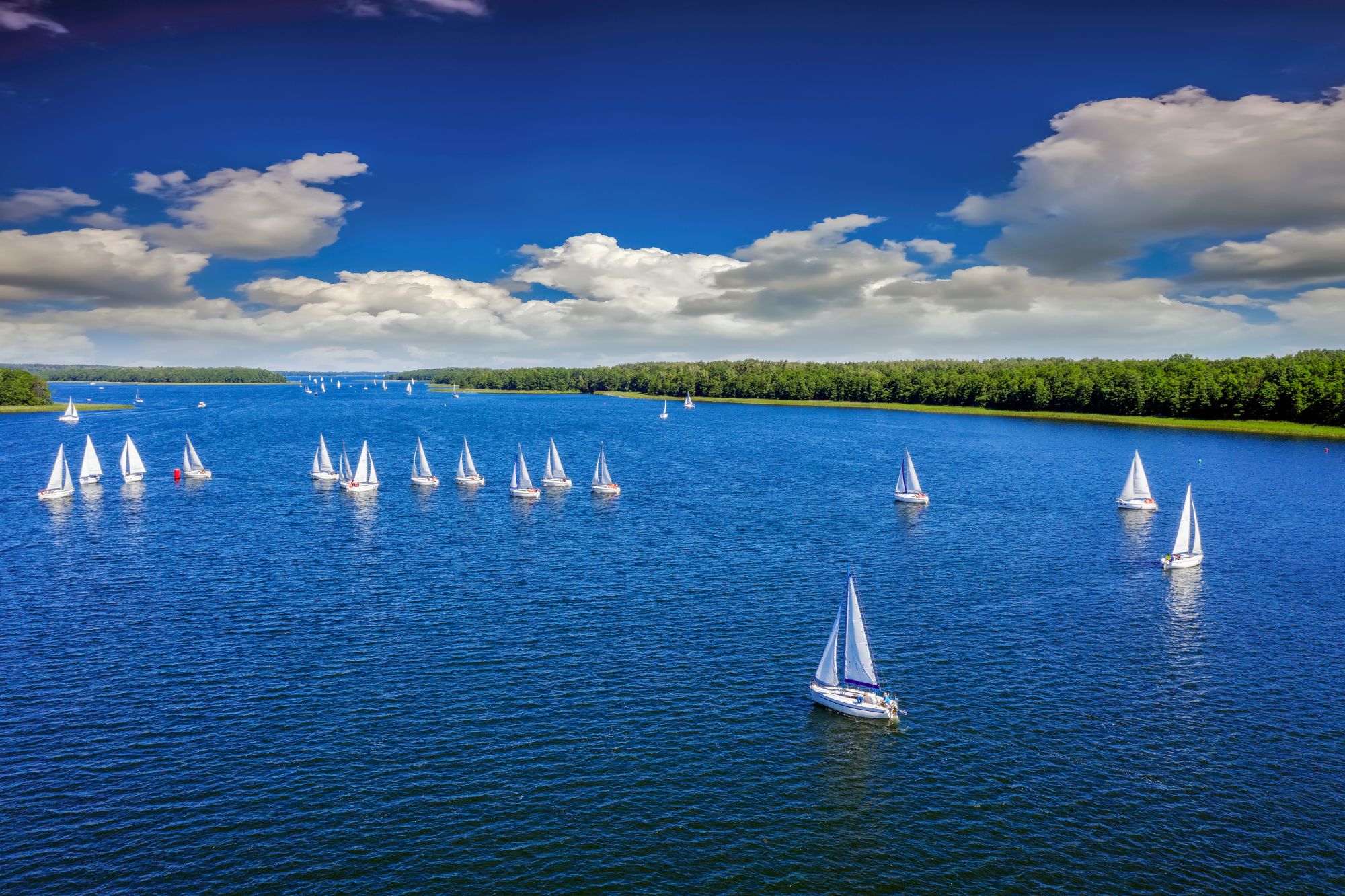 Wrzesień na Mazurach: 4* hotel ze strefą spa oraz śniadaniami za 294 PLN/pokój
