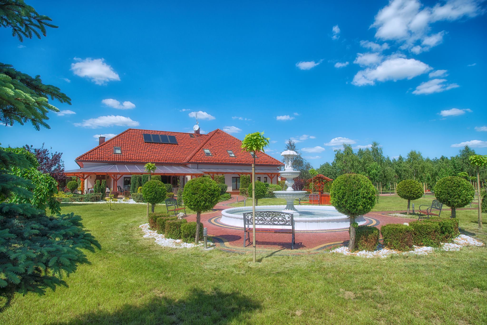 Elegancka rezydencja w Busku-Zdroju za 140 PLN/noc. Na weekendy, wakacje oraz z darmową anulacją