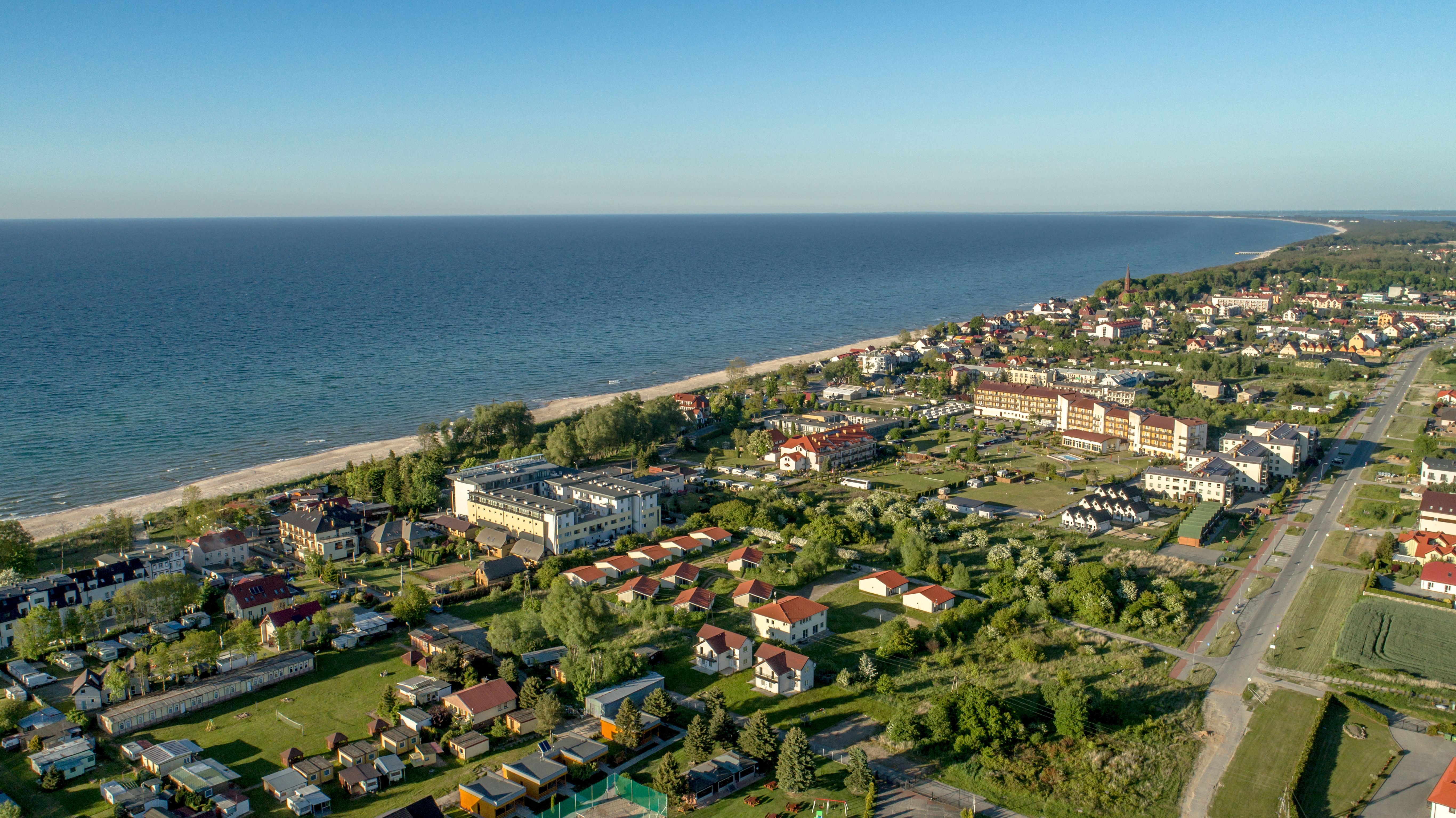 Wypoczynek nad morzem: świetnie oceniane apartamenty, domki i pokoje. Idealne na weekend lub wakacje! (kod zniżkowy 20%)