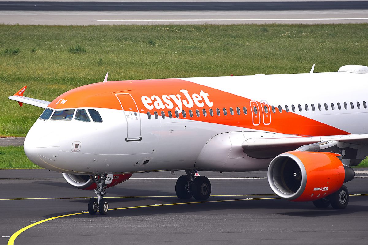Hakerzy wykradli dane 9 mln pasażerów linii easyJet!