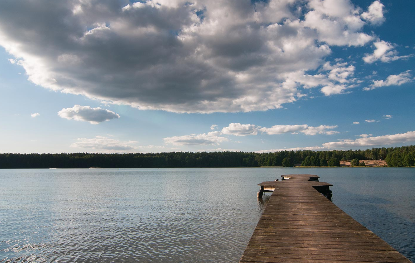 Molo nad jeziorem