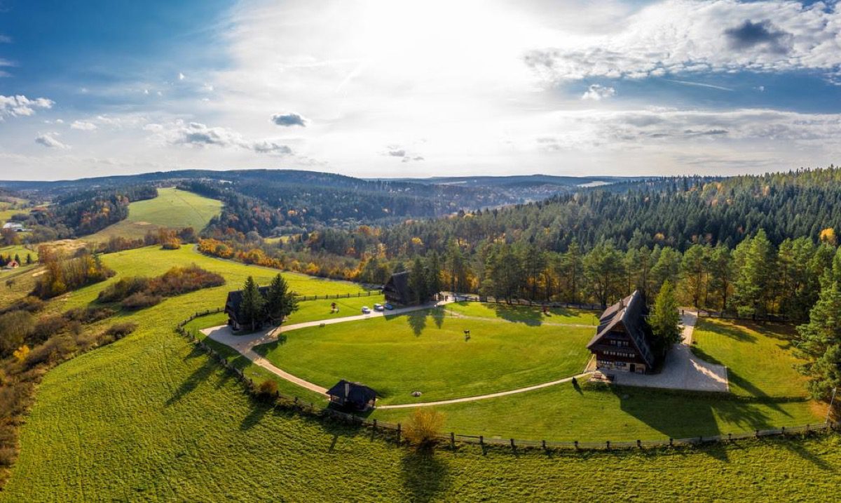 Wakacje w Bieszczadach: zbiór noclegów od 93 PLN/pokój (również z bezpłatną anulacją)