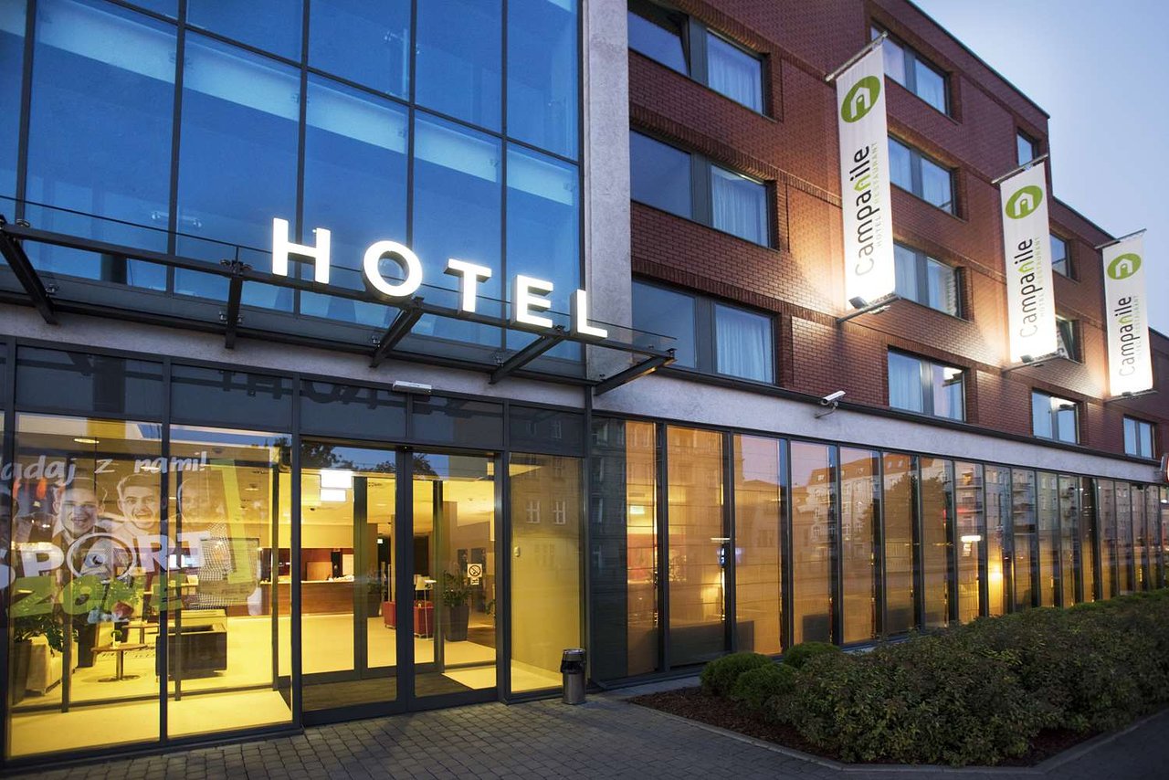 Wejście do hotelu