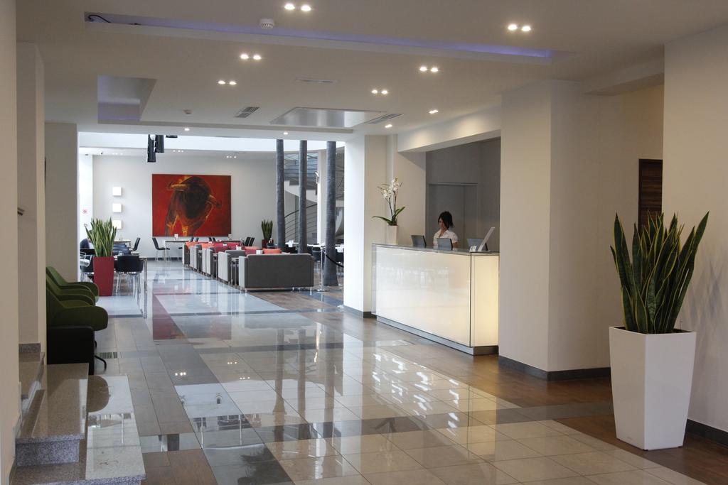 hotel moderno