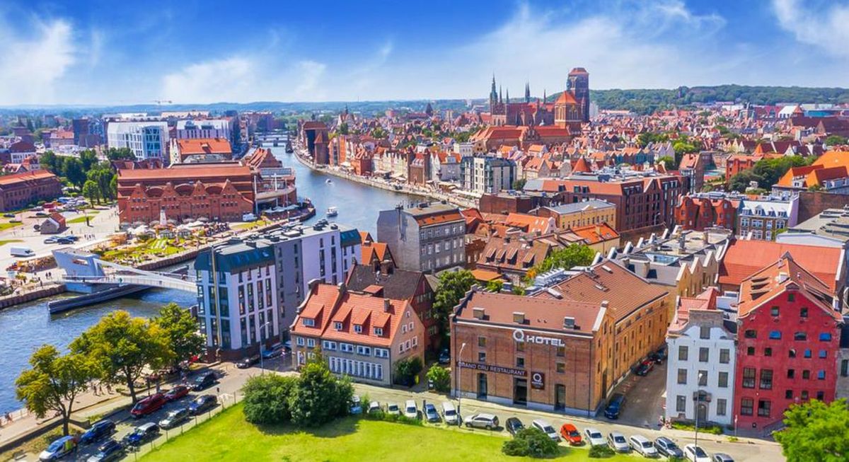 Wakacje na wybrzeżu: elegancki 4* Q Hotel Grand Cru Gdańsk ze śniadaniami za 199 PLN/pokój