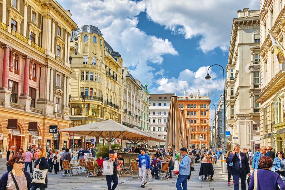 Nowa trasa z Polski! Lauda zastąpi na niej Wizz Aira!