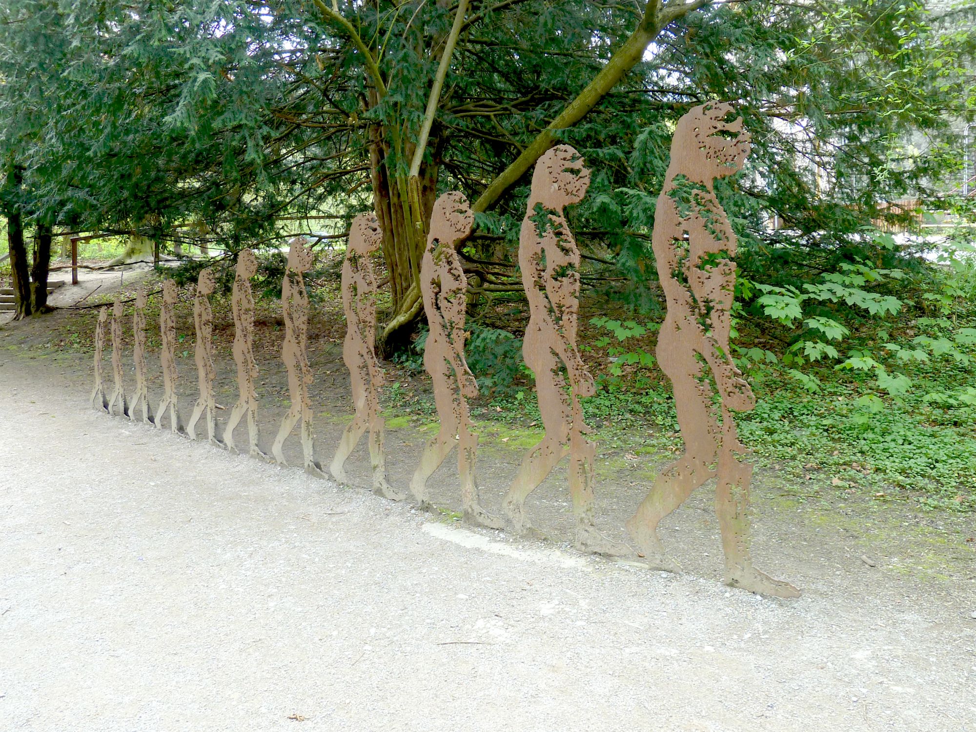 Rzeźby w parku
