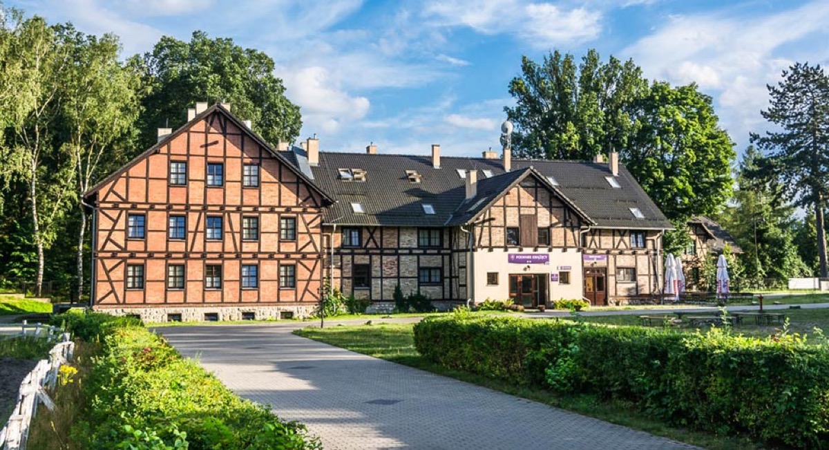 Noclegi z wyżywieniem w zabytkowym Folwarku Książęcym na Dolnym Śląsku za 249 PLN/pokój