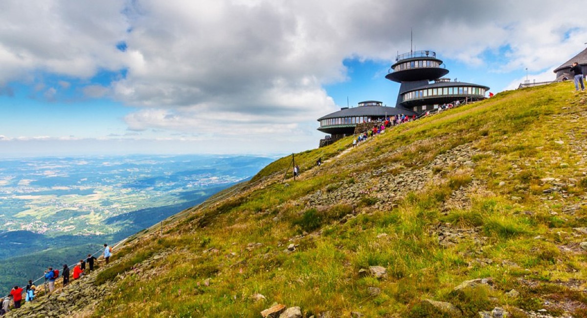 Wypoczynek w Karkonoszach: noclegi z wyżywieniem w 3* hotelu Carmen w Karpaczu za 179 PLN/pokój