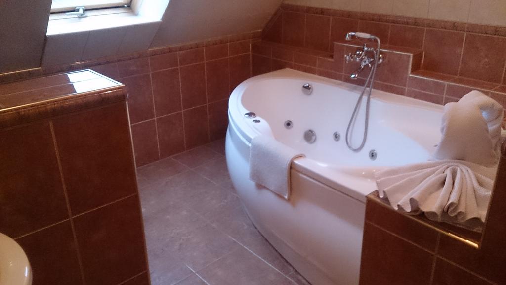 Jacuzzi