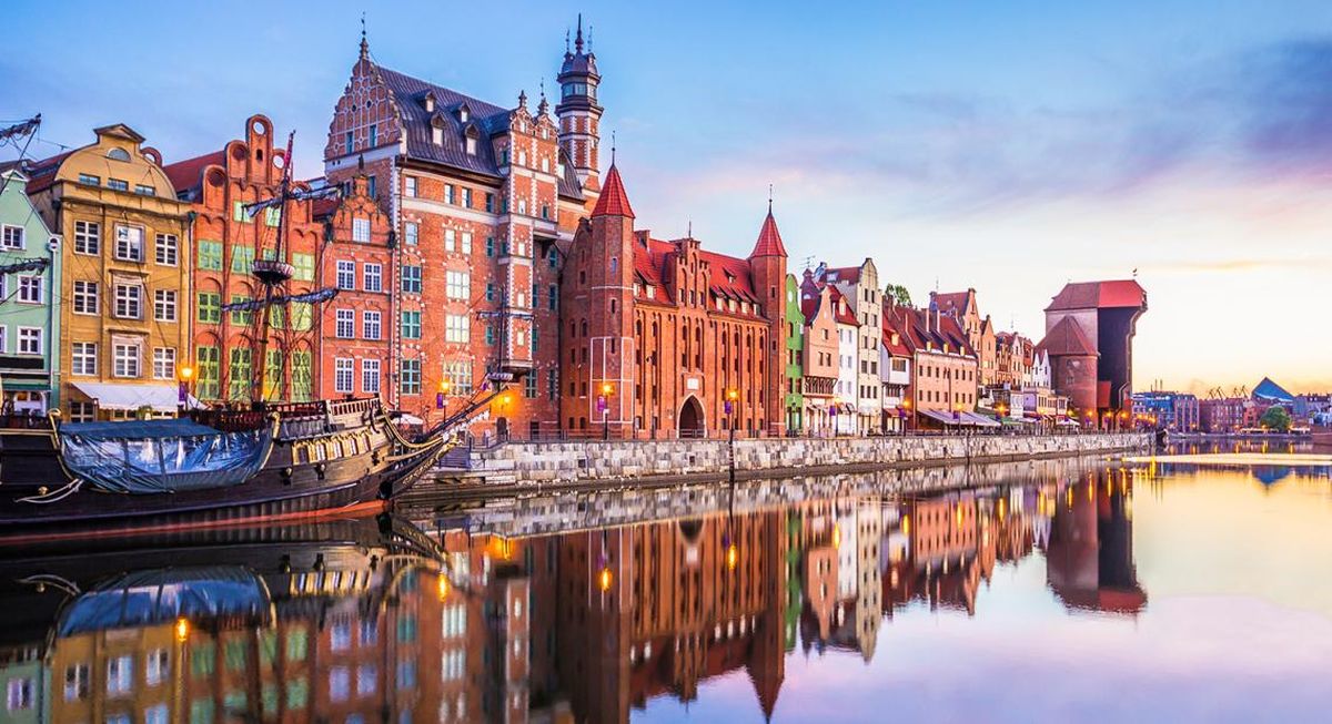 Jesień: noclegi w świetnie ocenianym 3* Hampton By Hilton Gdańsk Old Town z wyżywieniem za 275 PLN/pokój