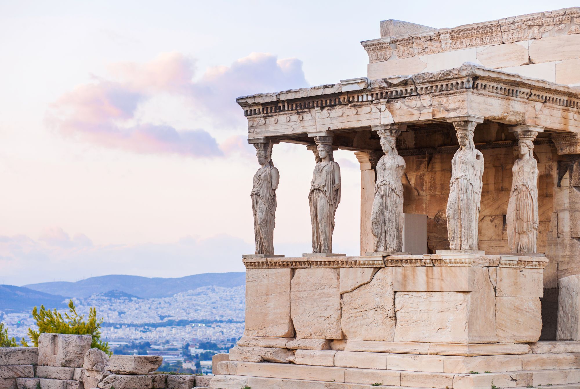 City break w Atenach za 639 PLN. Bezpośrednie loty Aegean Airlines z Warszawy + noclegi ze śniadaniami i widokiem na Akropol