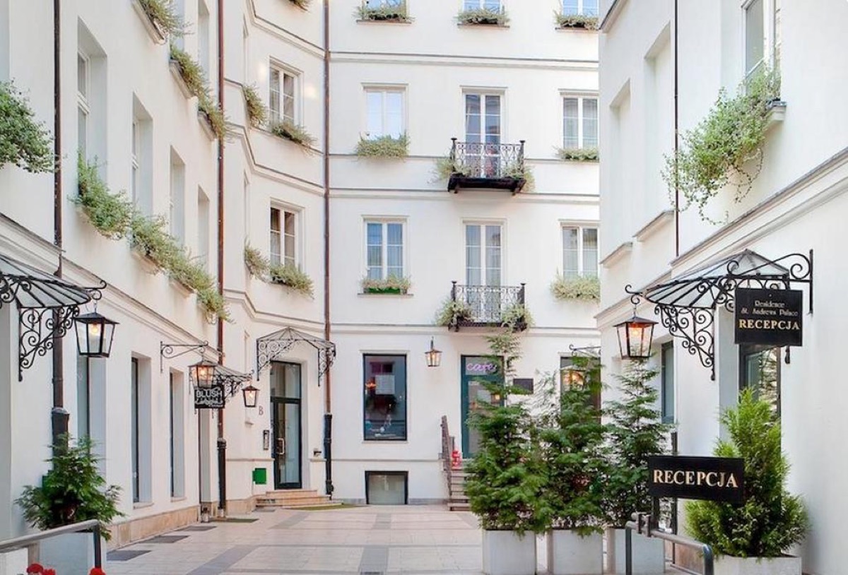 Wycieczka do Warszawy: noclegi w 4* rezydencji St. Andrew’s Palace za 184 PLN/pokój