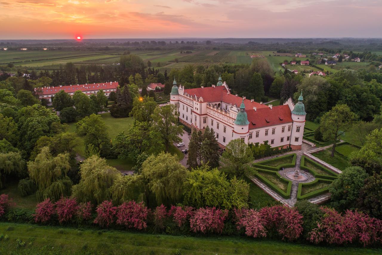 Noclegi po królewsku: pobyty z weekendem w hotelach zamkowych od 151 PLN/pokój