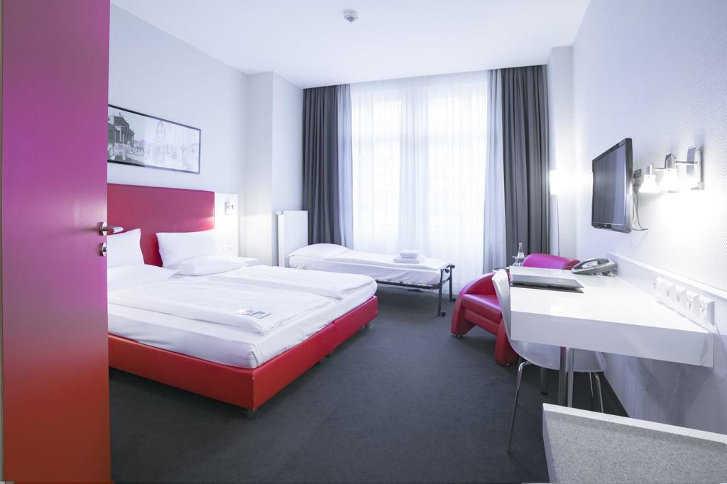 Select Hotel Berlin Checkpoint Charlie