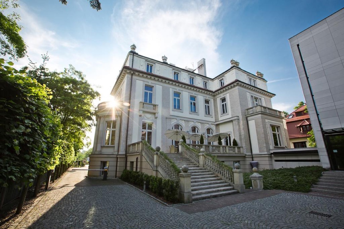 Długi listopadowy weekend we Wrocławiu: noclegi w luksusowym 5* hotelu Platinum Palace od 195 PLN/pokój