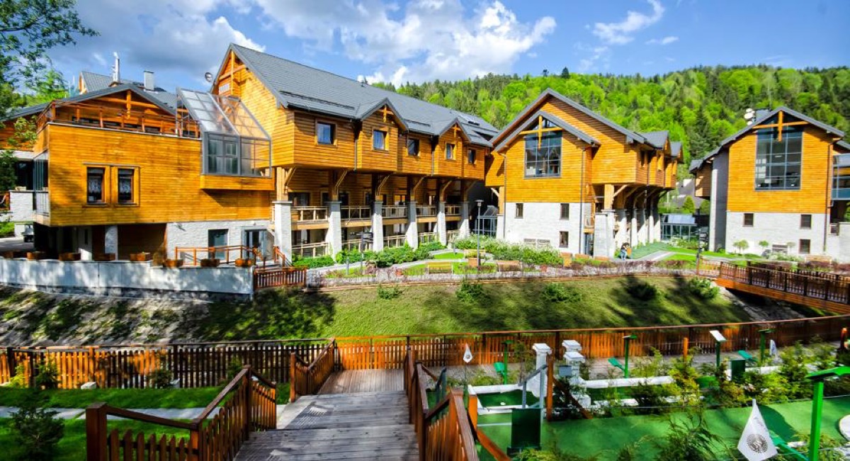 Luksusowy hotel + świetne spa. Czarny Potok Resort SPA & Conference za 203 PLN/os/noc