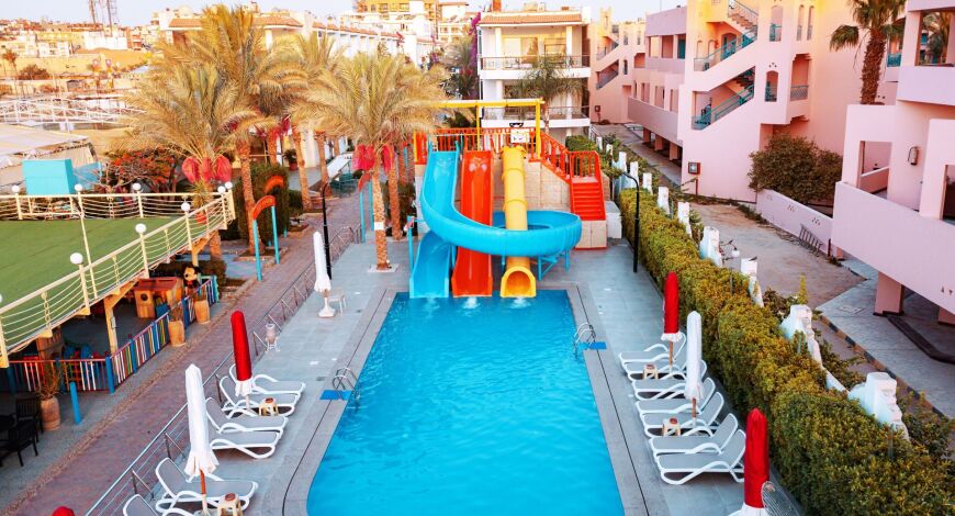 Minamark Beach Resort