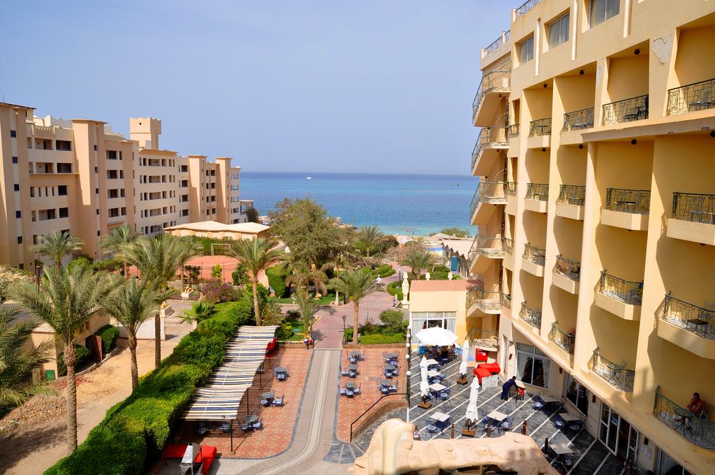 King Tut Aqua Park Beach Resort