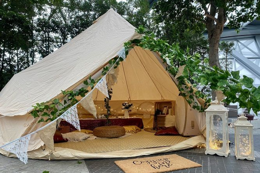 changi airport glamping