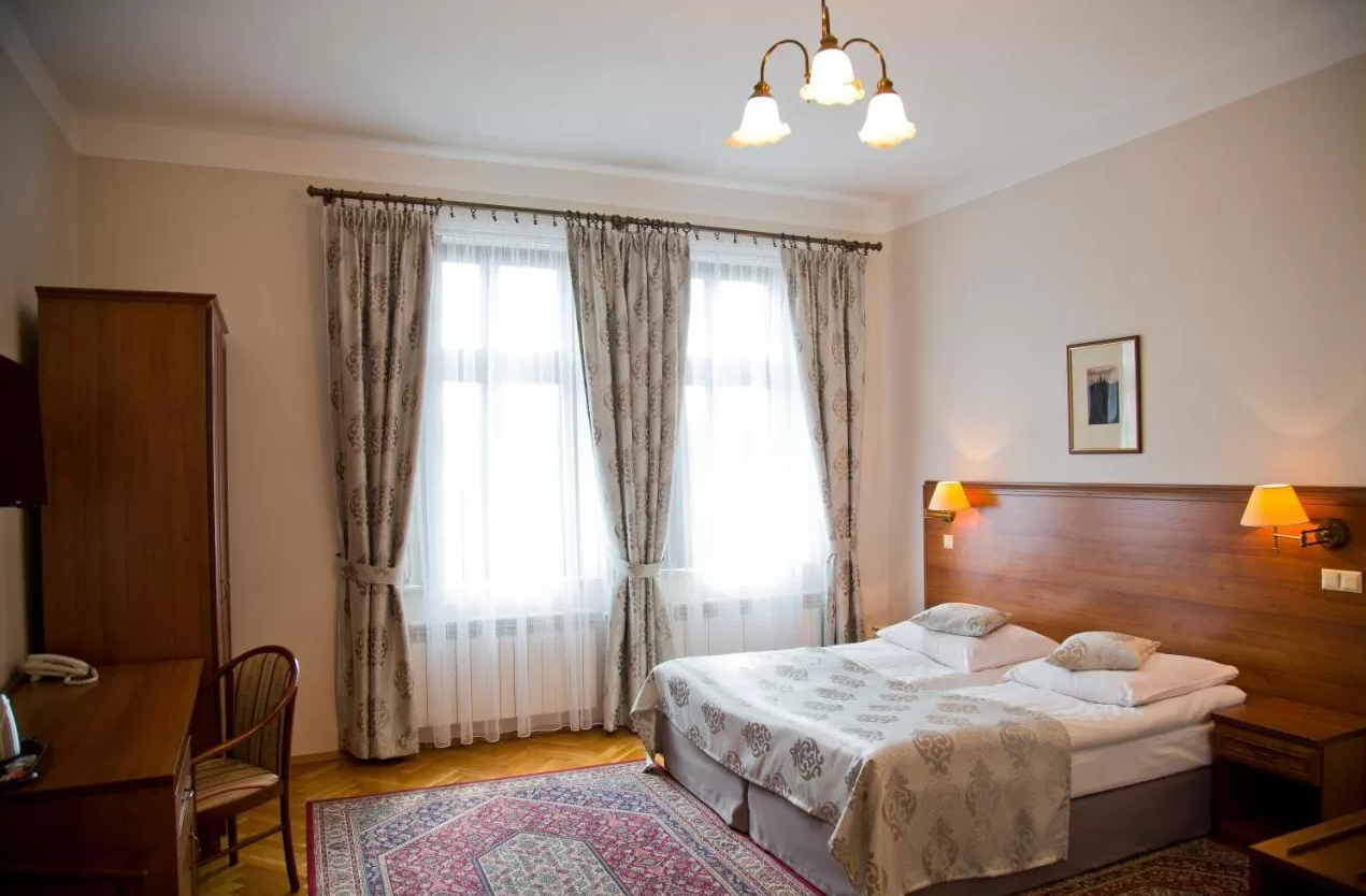 Dzień wagarowicza w Krakowie: weekendowa wycieczka za 155 PLN/pokój (aparthotel w centrum)