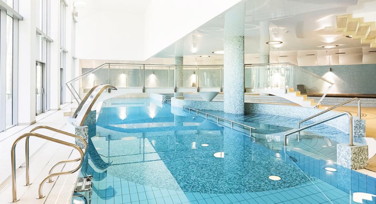 Wypocznijcie w najstarszych górach w Polsce: 4* hotel Uroczysko SPA & Business ze śniadaniami od 269 PLN/pokój