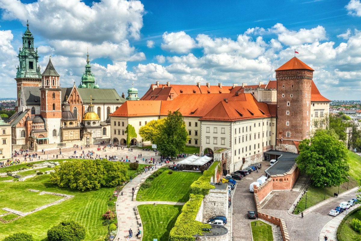 Wiosenna wycieczka do Krakowa: zbiór noclegów w hotelach na każdą kieszeń od 121 PLN/pokój