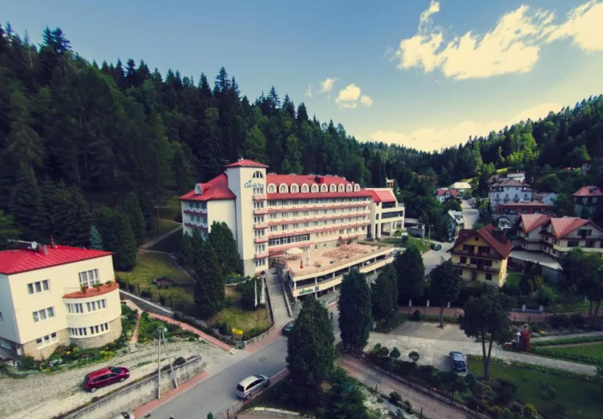 Majówka w Polsce: noclegi ze śniadaniami w hotelu Geovita Krynica-Zdrój za 225 PLN/pokój