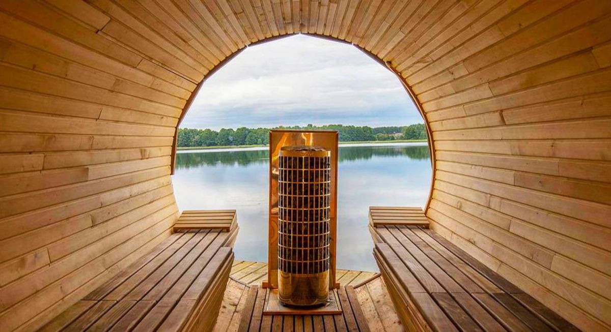 Oferta na zimę i wiosnę: noclegi w 4* hotelu nad jeziorem na Mazurach za 189 PLN/pokój. Z wliczonymi śniadaniami oraz bezpłatnym pobytem dla dzieci!