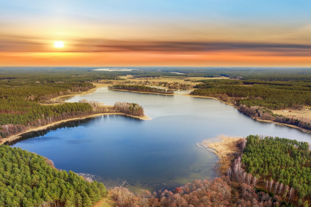 Majówka na Mazurach: zbiór noclegów już od 92 PLN/pokój