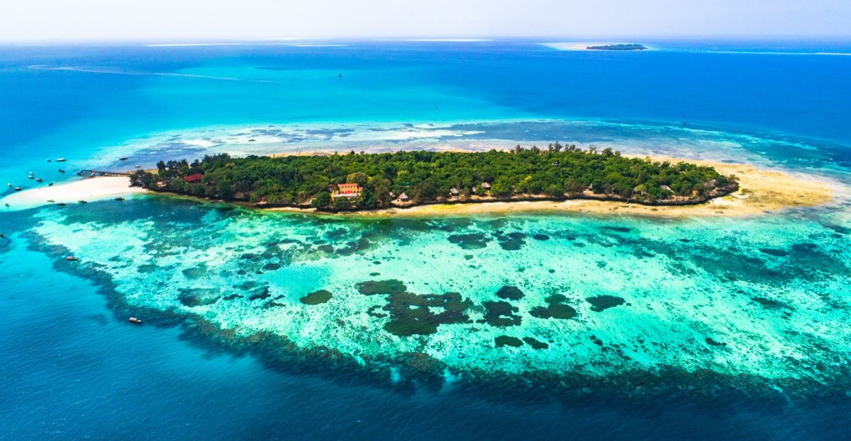 Bez testu i kwarantanny: majowa wycieczka na Zanzibar za 2856 PLN. Loty z Krakowa + 6 dni w hotelu ze śniadaniami tuż przy plaży