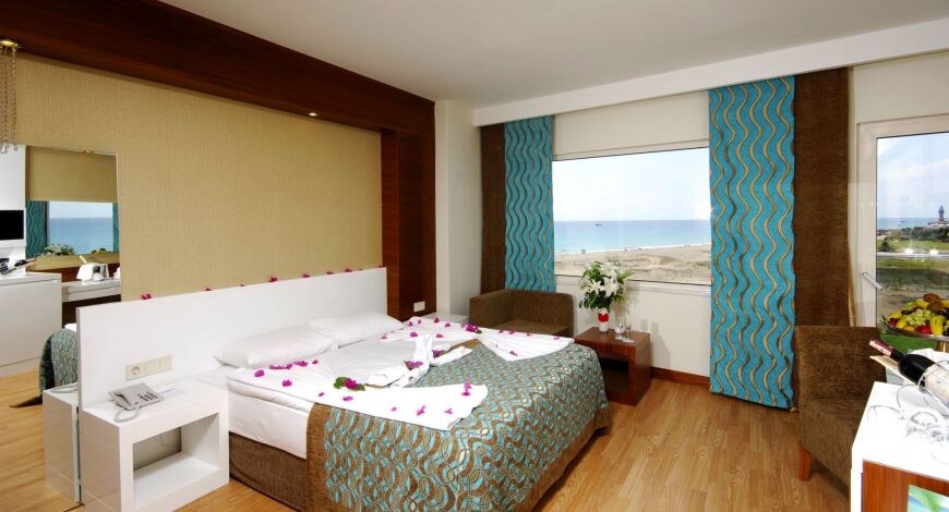 Seaden Sea World Resort and Spa