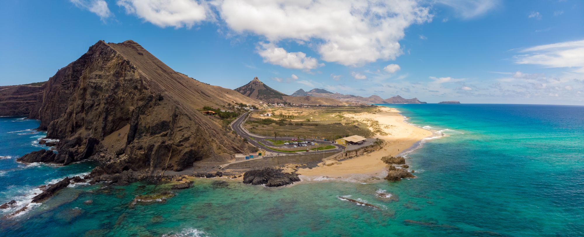 Portugalia mniej znana: jesienny tydzień na Porto Santo za 1780 PLN. Loty z Warszawy i 3* hotel ze śniadaniami (+ zwiedzanie Lizbony)