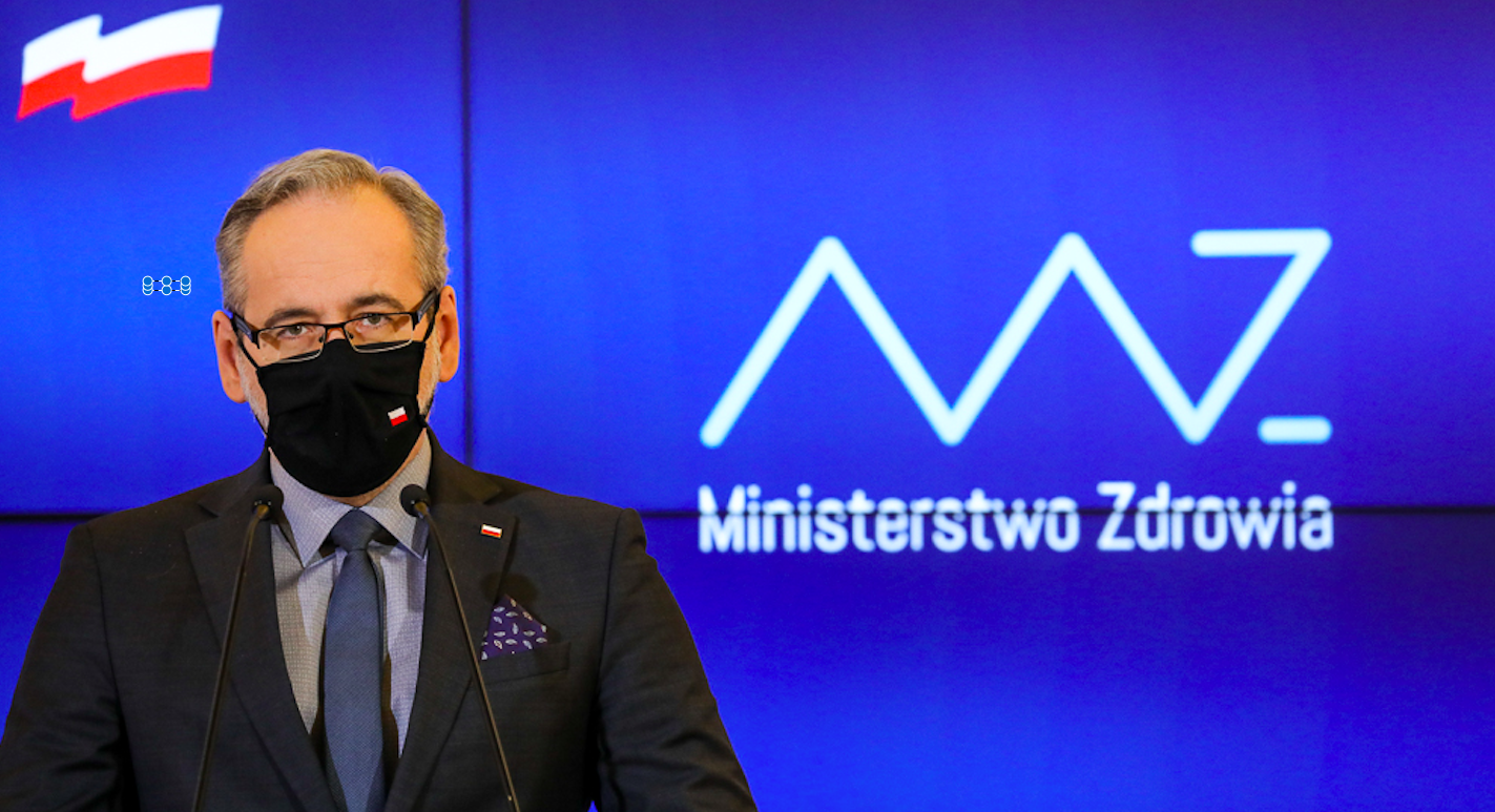 Rząd przywraca część restrykcji! Zamknięte hotele w 1 województwie i kwarantanna
