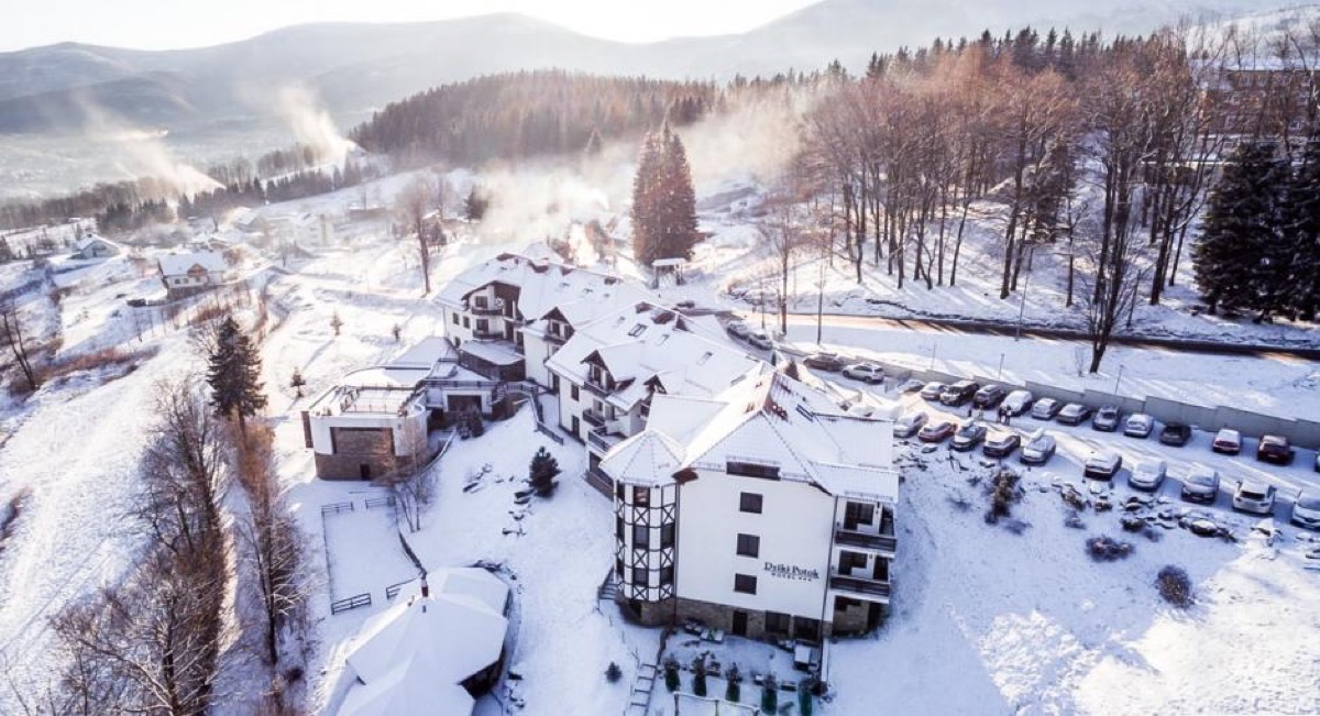 Urlop w Karkonoszach: noclegi z wyżywieniem w hotelu Dziki Potok Spa w Karpaczu za 250 PLN/pokój