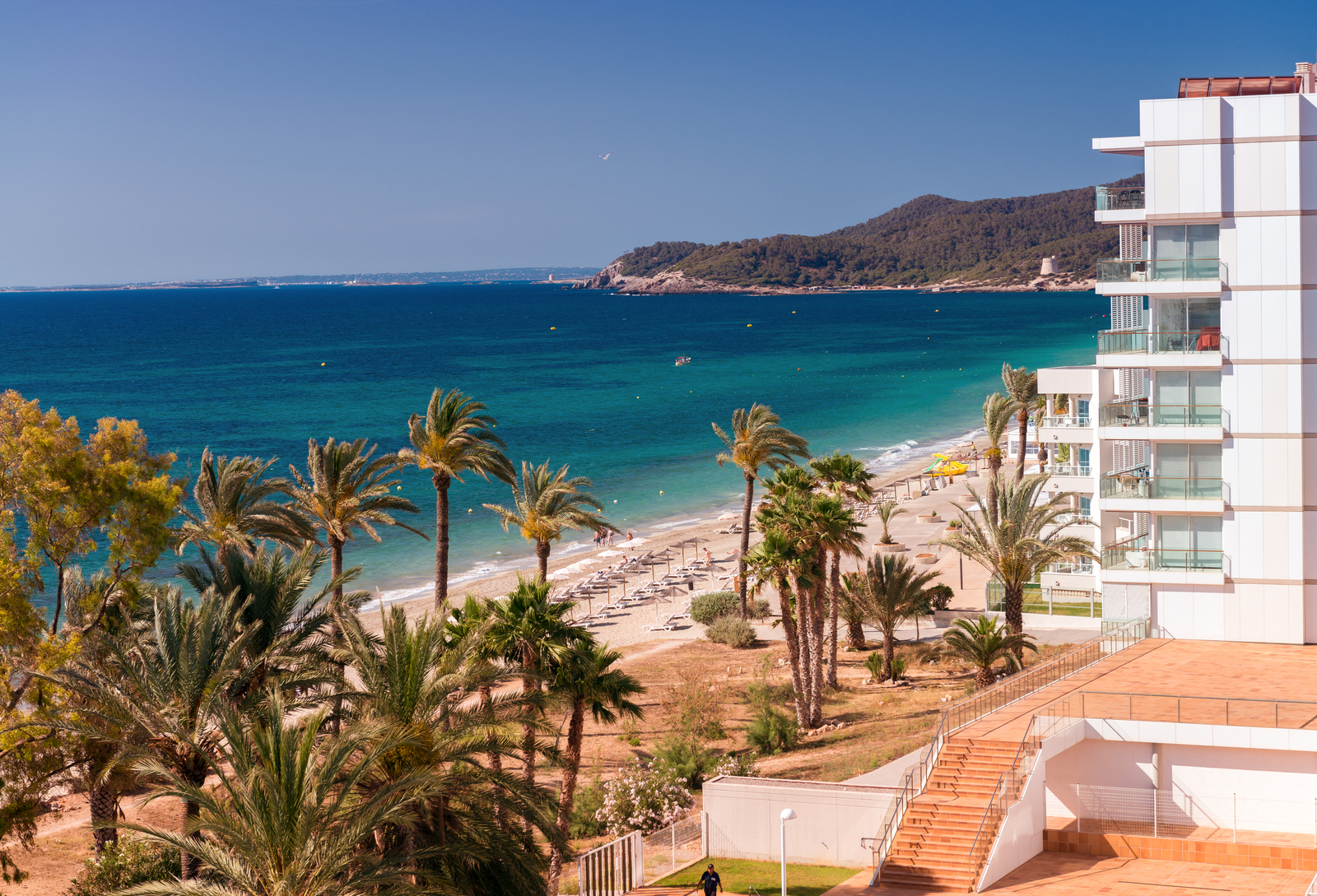 Wakacje na Ibizie: wczasy z all inclusive za 2899 PLN. Wylot z Warszawy