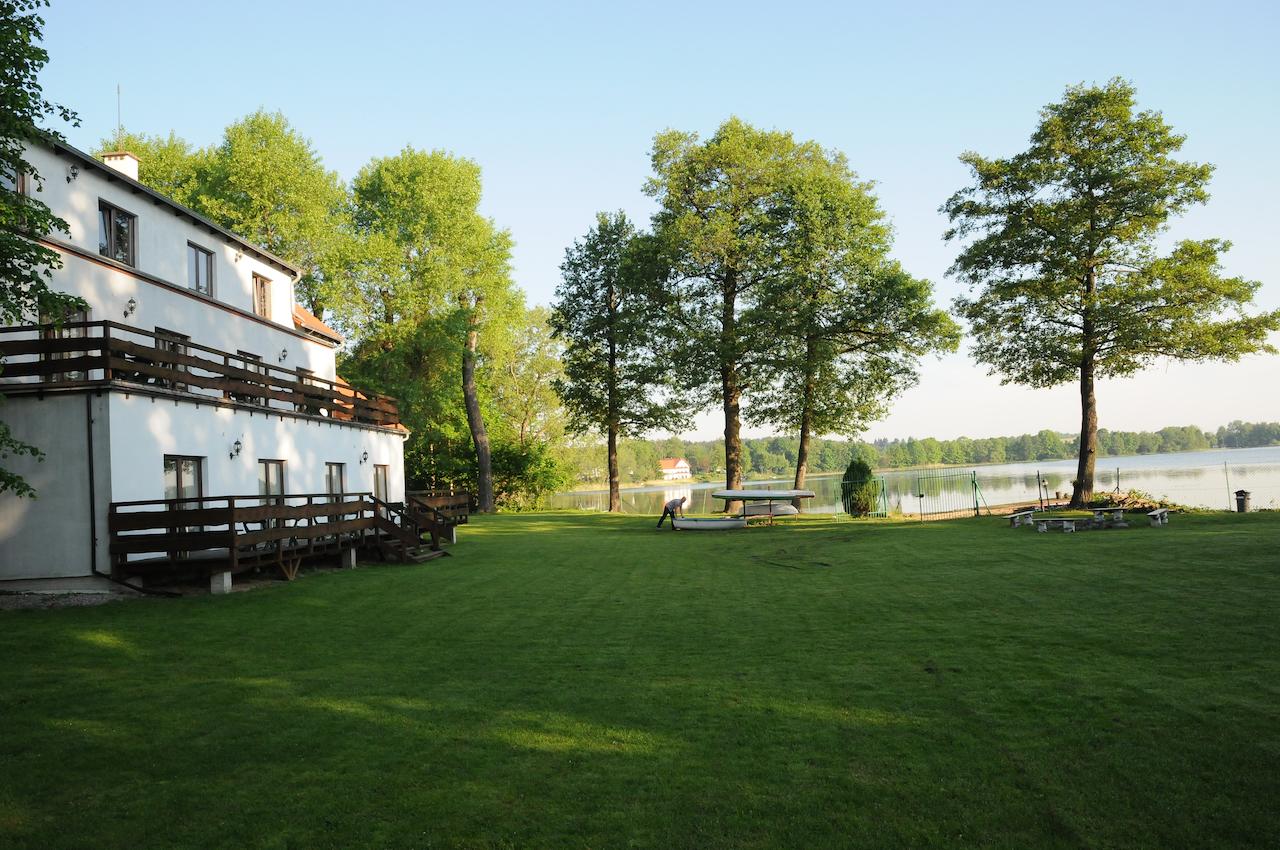 Wiosenny (maj – czerwiec) zbiór noclegów nad rzeką lub jeziorem: zakwaterowanie na Lubelszczyźnie, Warmii i Mazurach od 70 PLN/pokój