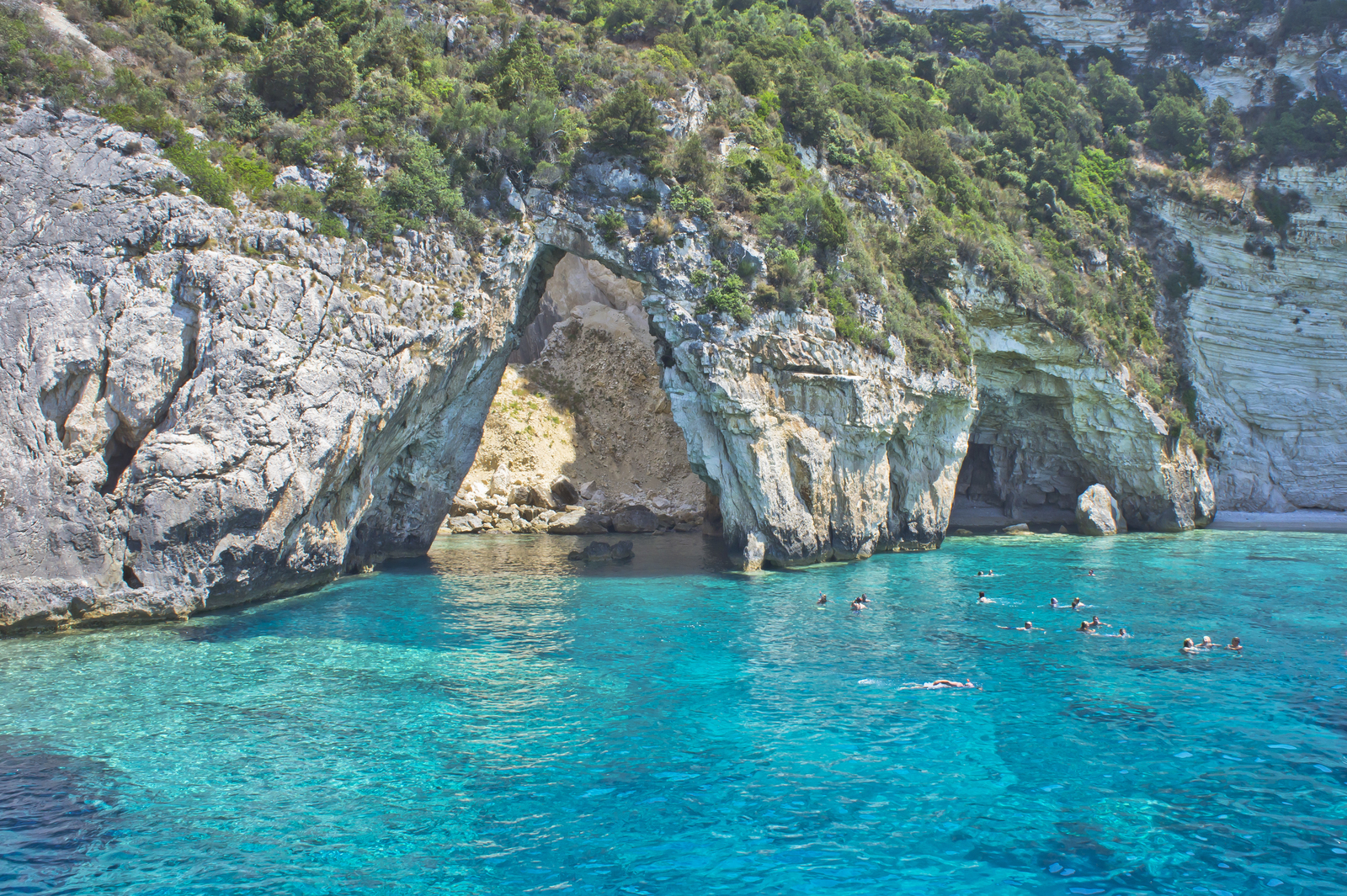 Grecja mniej znana: wypoczynek na Paxos za 1172 PLN. Loty z Poznania, prom + noclegi w czerwcu