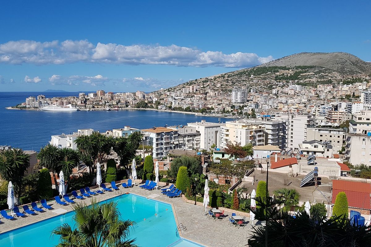 Czerwiec w modnej Albanii: all inclusive w 4* hotelu za 1999 PLN. Wylot z Katowic