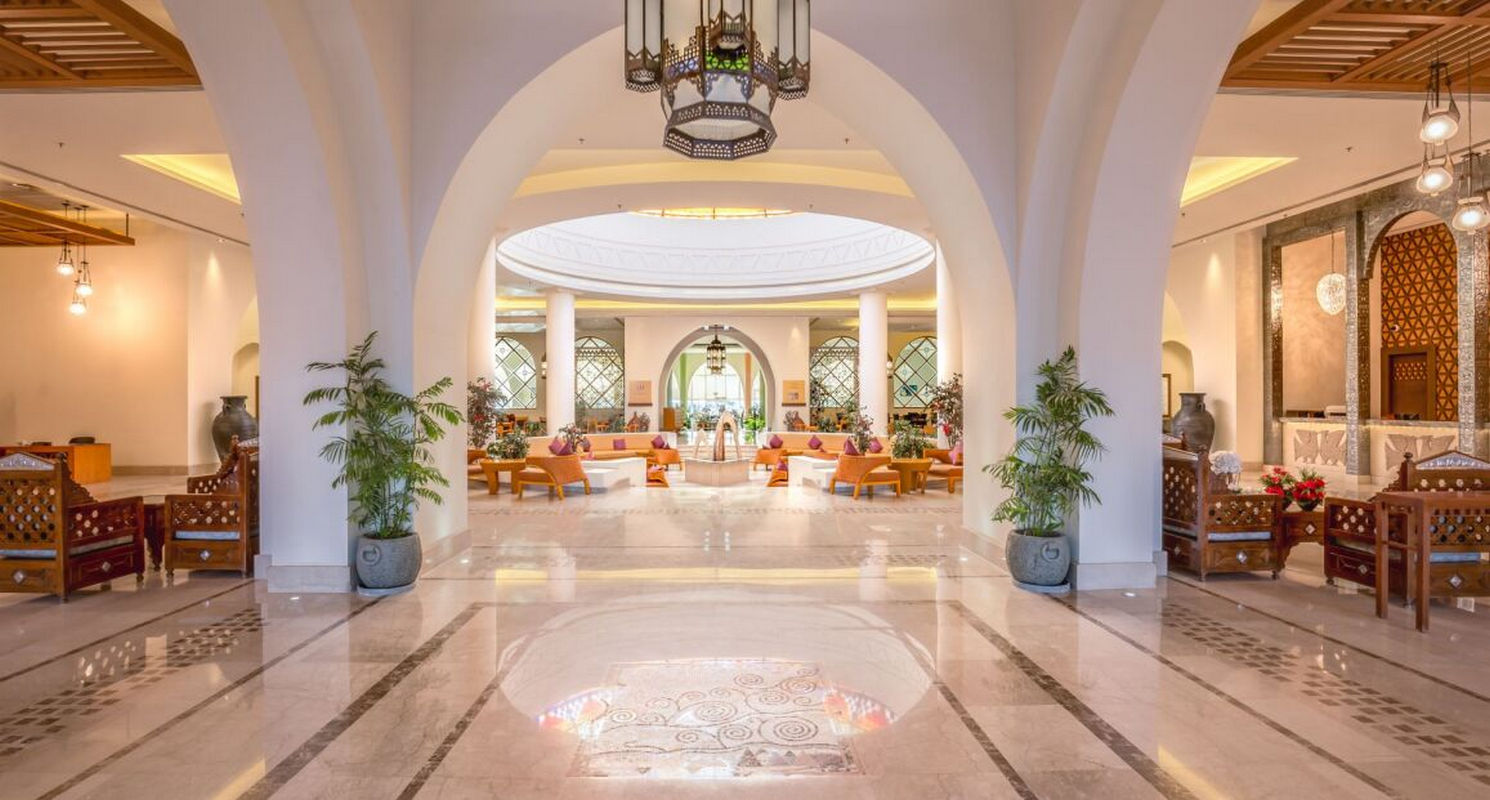 Wakacje w Egipcie na bogato: tygodniowe all inclusive w 5* hotelu Hilton od 1896 PLN. Wylot z 5 miast