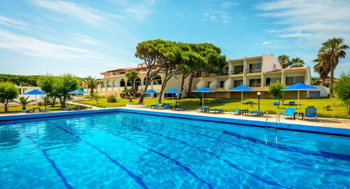 Zakończenie wakacji na Peloponezie: tydzień w 4* hotelu z all inclusive za 2405 PLN (wylot z Warszawy)