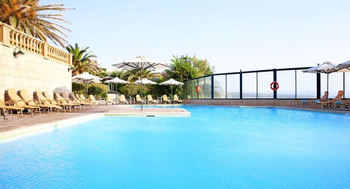 Jeszcze w lipcu: tydzień z all inclusive w świetnym 4* hotelu sieci Ramada w Attyce od 2852 PLN. Wyloty z Katowic i Warszawy