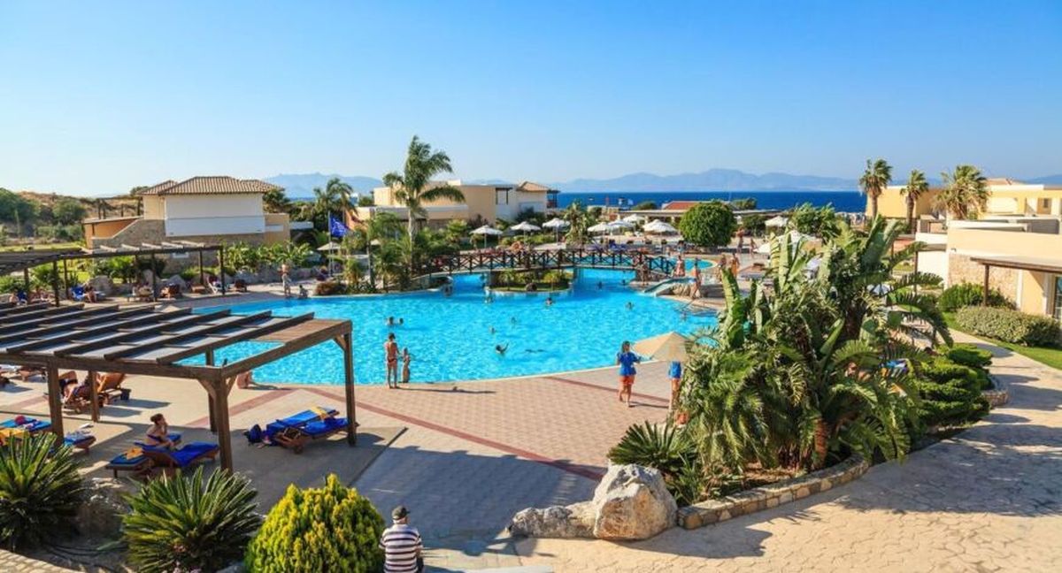 Kos, lux, wakacje! Tygodniowy wypoczynek (w sierpniu) w 5* hotelu z wyżywieniem od 3143 PLN. Wyloty z 3 miast