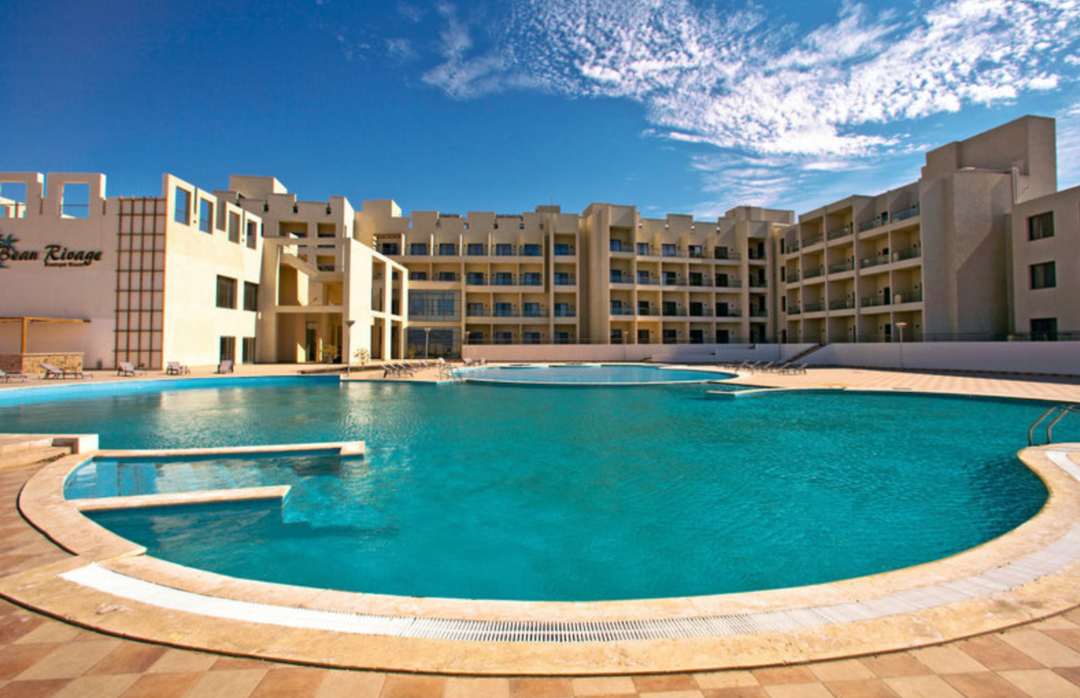 Wakacje w Jordanii: 7 dni z wyżywieniem w 4* hotelu nad Zatoką Akaba za 2655 PLN. Wylot z Warszawy