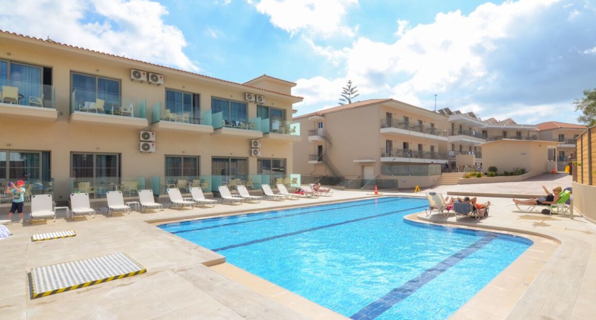 Lato na Zakintos: all inclusive w 4* hotelu od 2397 PLN. Wylot z 4 miast