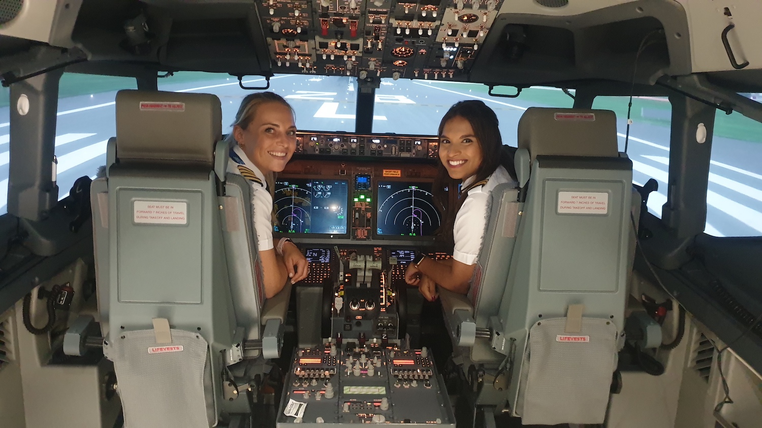 Witajcie w domu wariatów! Zobacz, jak wygląda siedziba i nowe centrum szkoleniowe Ryanaira