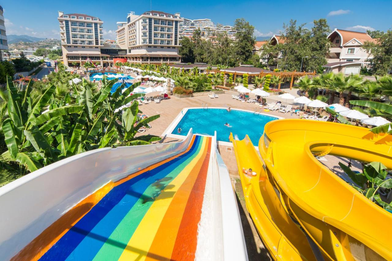 Ultra all inclusive w Turcji: 7 dni w 5* hotelu od 2038 PLN. Wylot z 3 miast