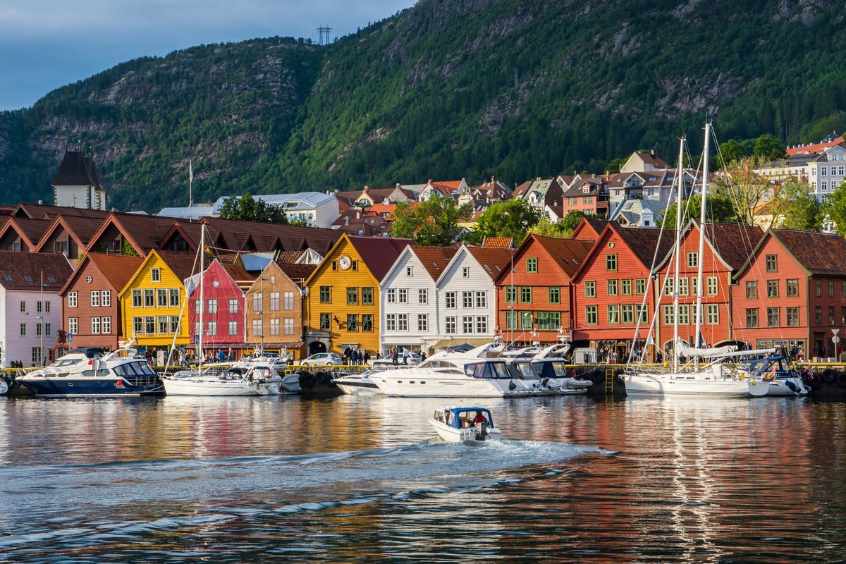 Okołoweekendowo do Norwegii: loty do Bergen z 5 polskich miast za 98 PLN