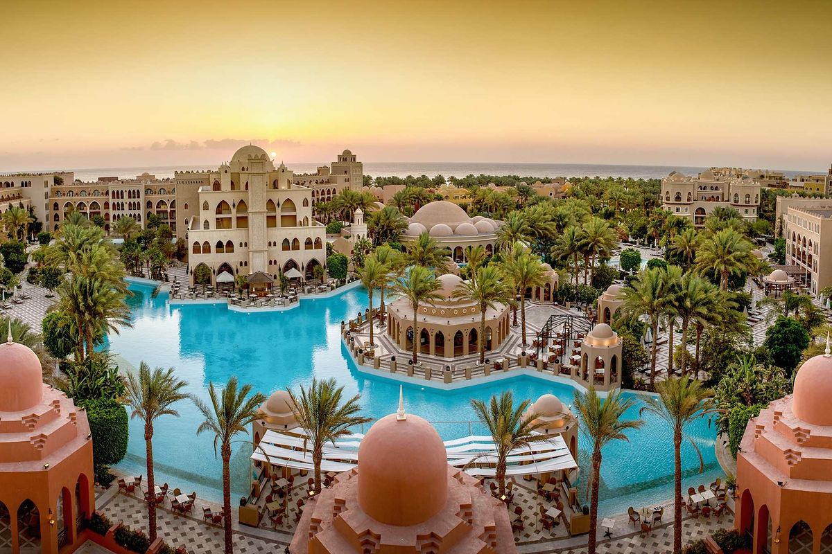 Last minute w Egipcie: all inclusive w 5* Red Sea Makadi Palace od 2098 PLN. Wylot z Katowic
