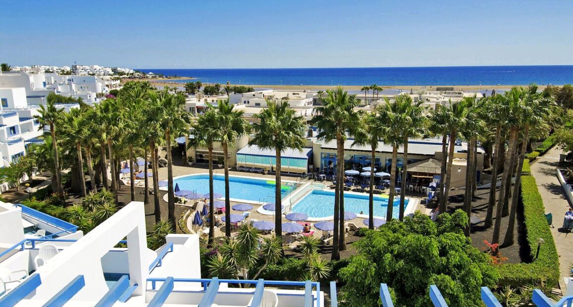 Last minute na Kanarach: 7 dni w 3* hotelu z wyżywieniem na Lanzarote od 1699 PLN. Wylot z Katowic i Warszawy